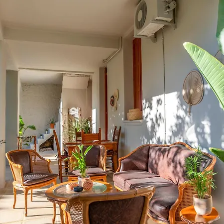 Будинок відпочинку Le Nid The Nest Of Beauty *