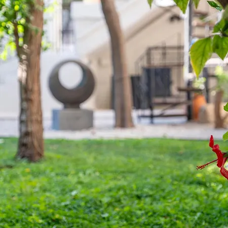 Le Nid The Nest Of Beauty