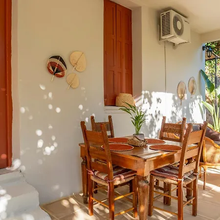 Le Nid The Nest Of Beauty