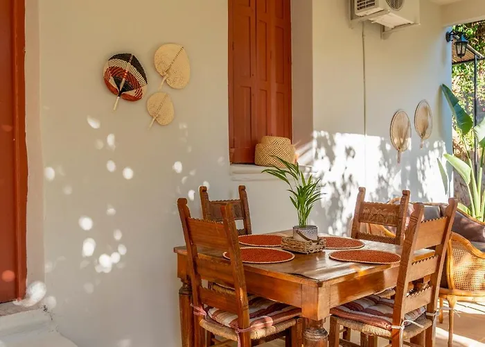 Le Nid The Nest Of Beauty